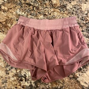 Lululemon Hotty Hot shorts